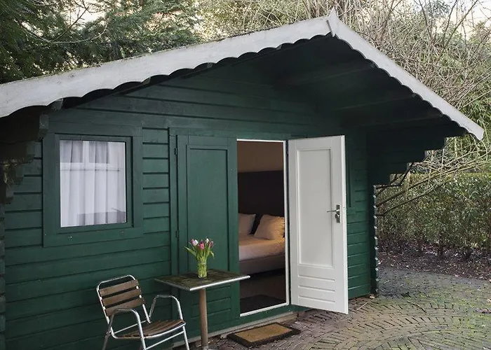 호텔 Quentin Museum Square 2*