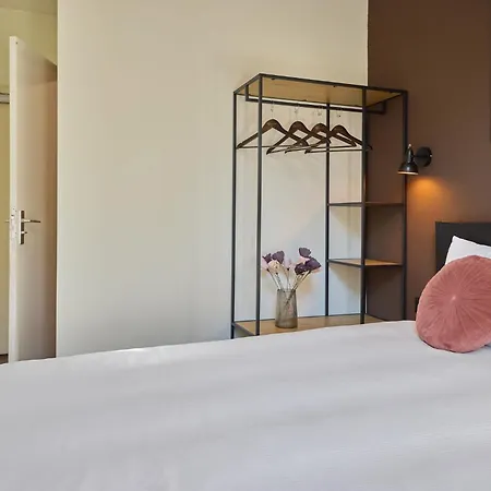 Quentin Museum Square Hotel 2*