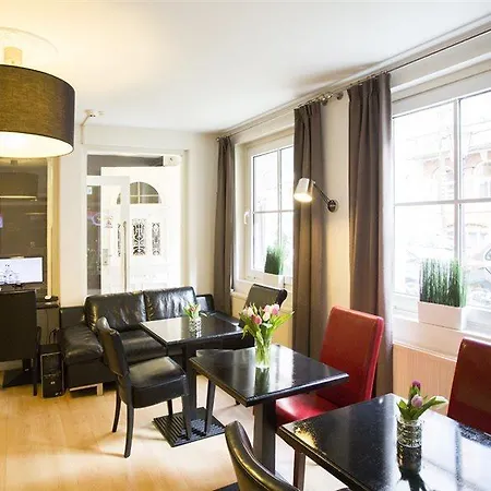 מלון Quentin England 2*