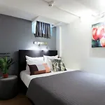 Quentin Museum Square Hotel 2*