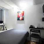 Quentin Museum Square Hotel