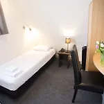 Quentin Museum Square 2*