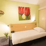 Quentin Museum Square