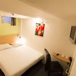 Quentin Museum Square Hotel