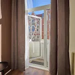 Quentin Museum Square 2*