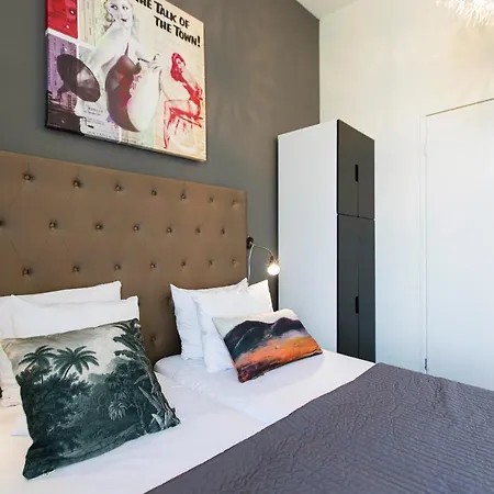 Отель Quentin England