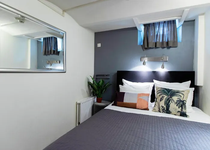 ホテル Quentin Museum Square