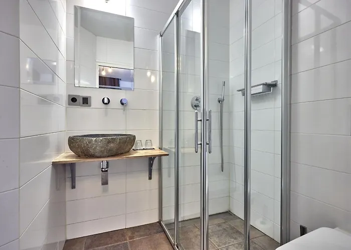 Quentin Museum Square ホテル