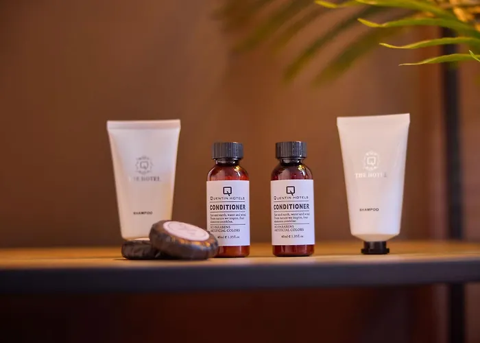 Quentin Museum Square 2*