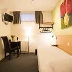 Quentin Museum Square