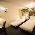 Quentin Museum Square