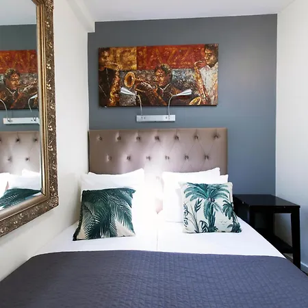 Quentin Museum Square Hotell