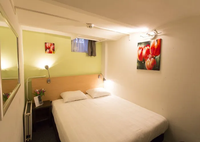 Quentin Museum Square Otel 2*