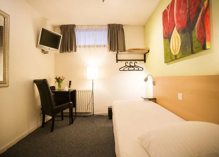 Quentin Museum Square